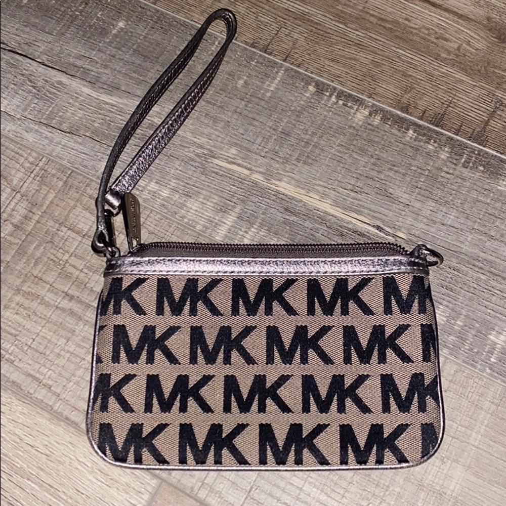 Michael Kors Wristlet